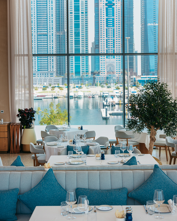 Fine dining restaurant in Dubai Harbour Yacht club